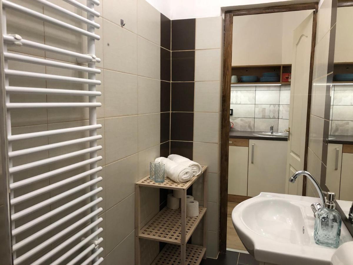 Il-Lak Apartment Pannonhalma Zewnętrze zdjęcie