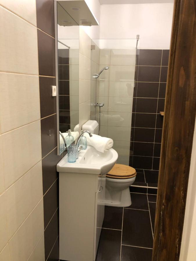 Il-Lak Apartment Pannonhalma Zewnętrze zdjęcie