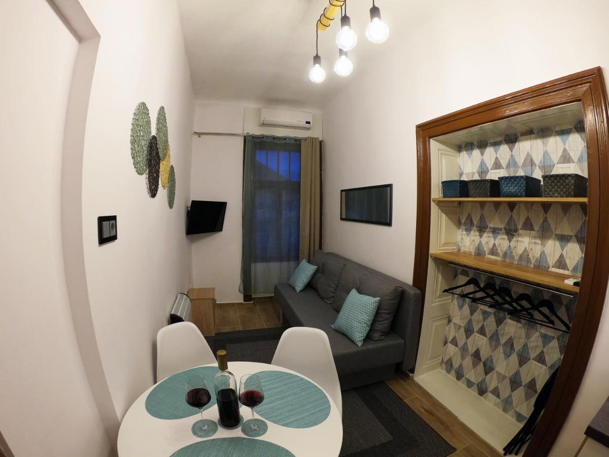 Il-Lak Apartment Pannonhalma Zewnętrze zdjęcie