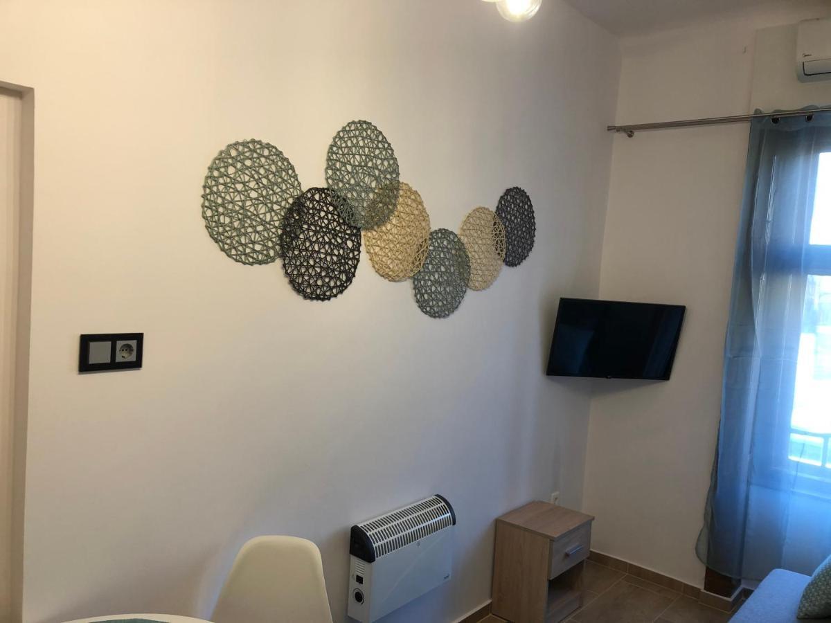 Il-Lak Apartment Pannonhalma Zewnętrze zdjęcie
